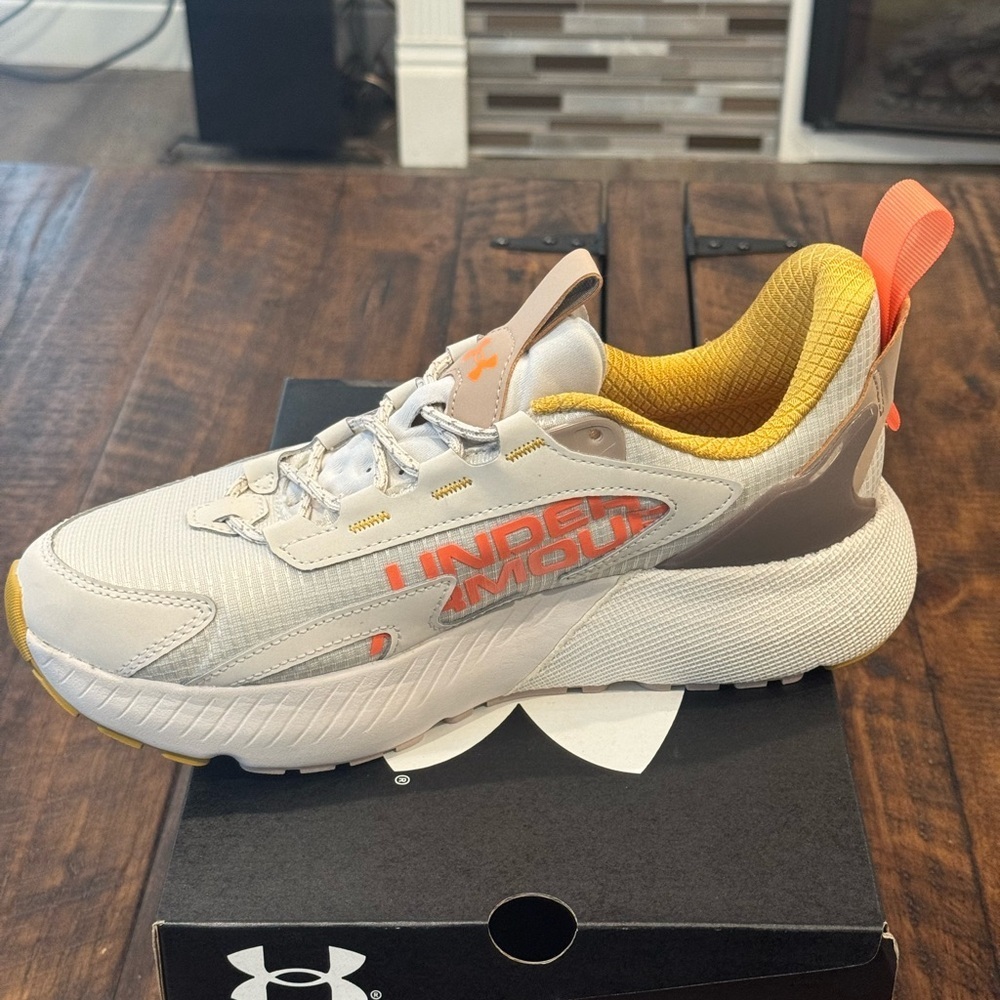 Under Armour HOVR Mega 2 Movement Unisex Sportstyle Shoe (NWOT) - Picture 4 of 11